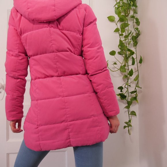 Bright pink puffer coat Size: US S/XS - Picture 3 of 15